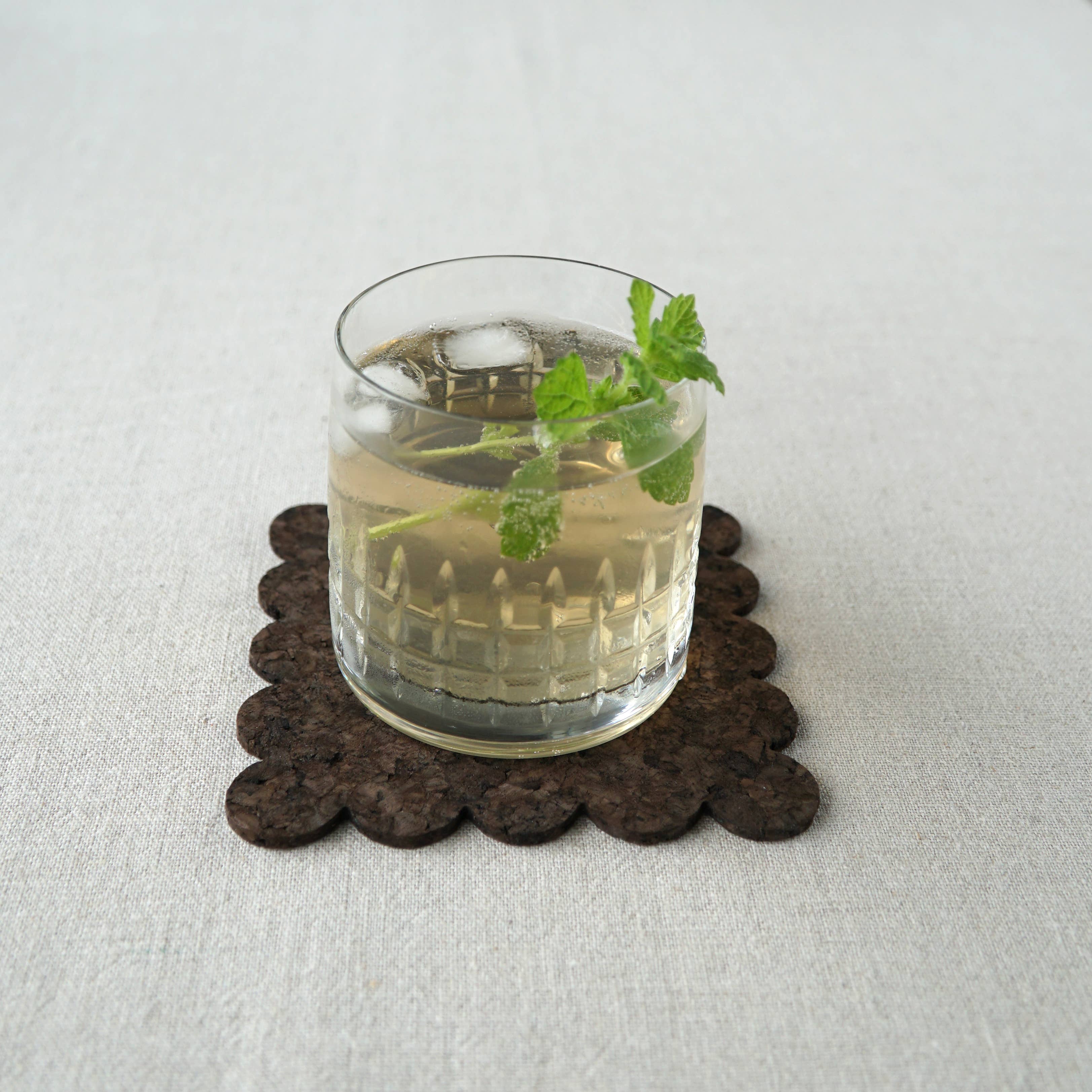 Born in Sweden AB - Wholesale Coasters - Coasters in recycled cork - Narciss1