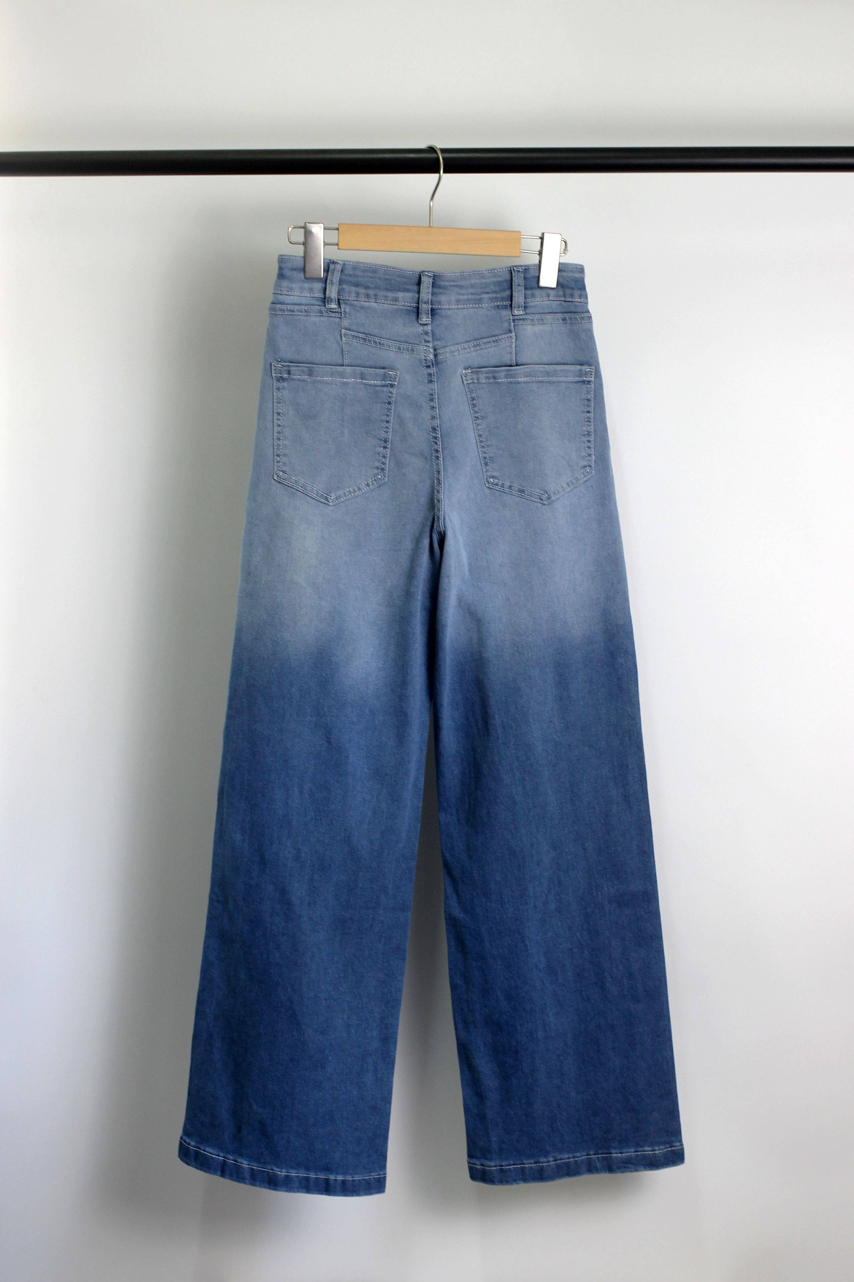 ESLEY - Vendita all'ingrosso Jeans - Donna - P2507XY38143 - Jeans a Gamba Larga a Vita Alta con Lavaggio Gradiente3