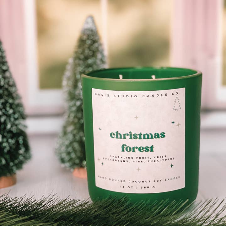 Weihnachtswald Kokosnuss Sojakerze für den Großhandel von Oasis Studio Candle Company