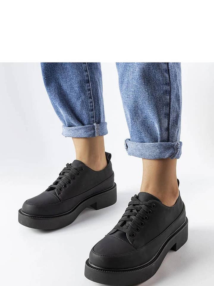 Halbschuhe Model 207042 Solea für den Großhandel von Lieber Deem Marktplatz