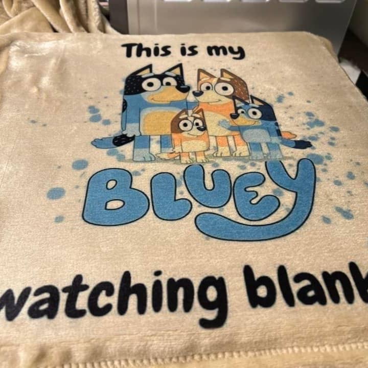 Creative Queen Boutique - Wholesale Bedding Blanket - Kids & Baby - Bluey Watching Blanket