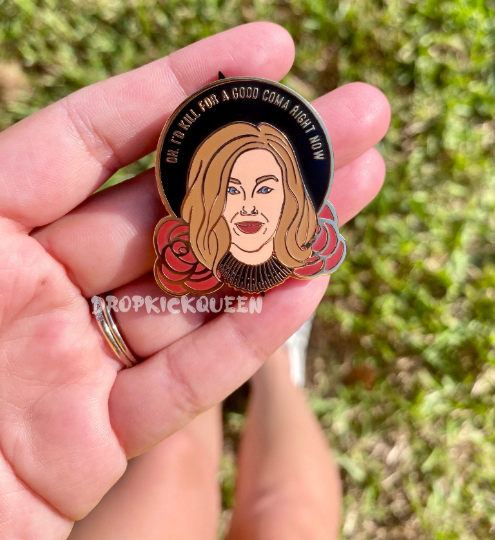 Dropkick Queen - Vendita all'ingrosso Spilla da bavero - Spille smaltate Schitts Creek0