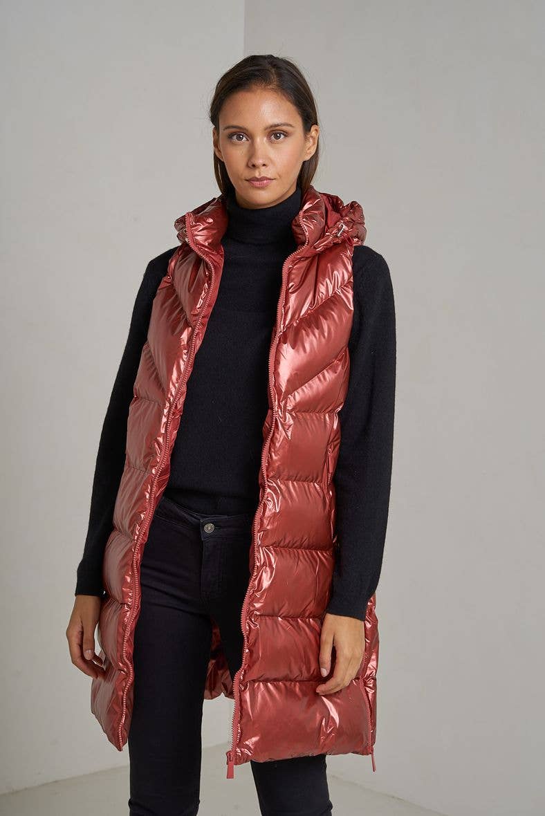 Attrait Paris - Wholesale Puffer Jacket - Women's - Metallic quilted long sleeveless oversized puffer jacket15