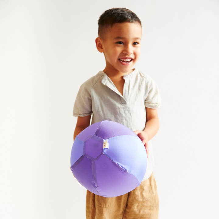 Sarah’s Silks - Wholesale Balloon - Butterfly Balloon Ball - 100% Silk Purple Balloon Cover