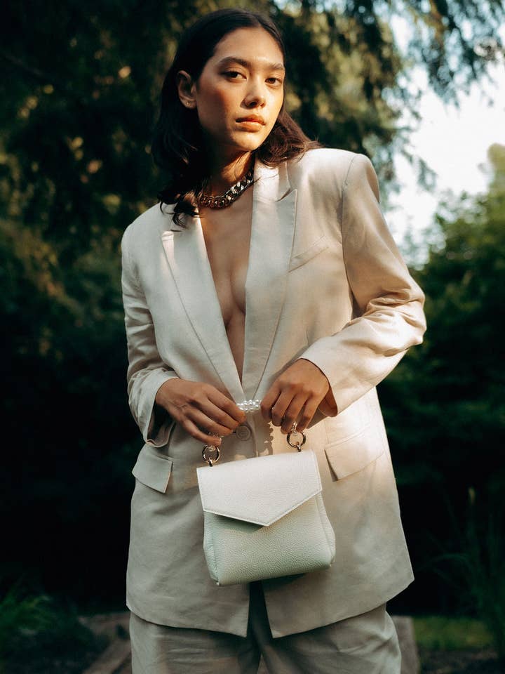 SAC VIVIENNE BOX pour la vente par SISTER EPIC