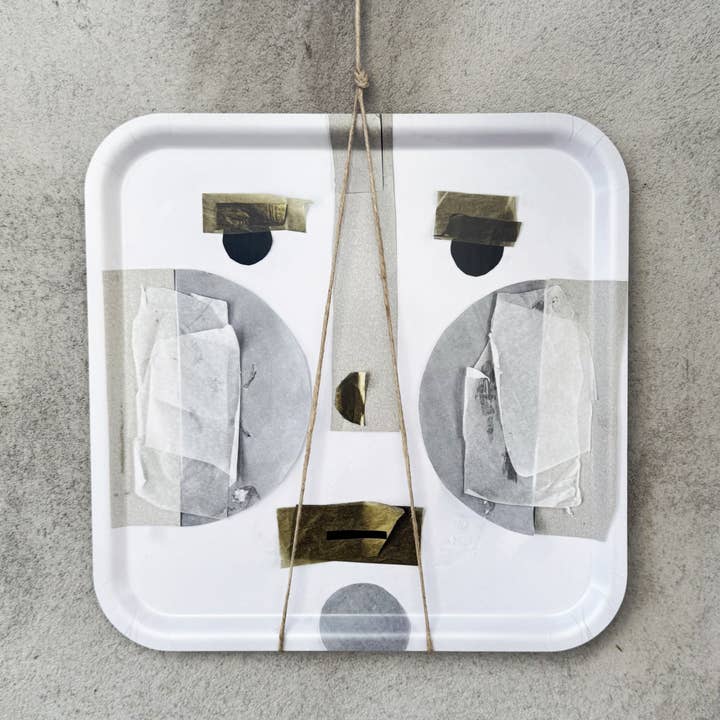 Plateau / Homme à la bouche dorée pour la vente par camillaengdahl