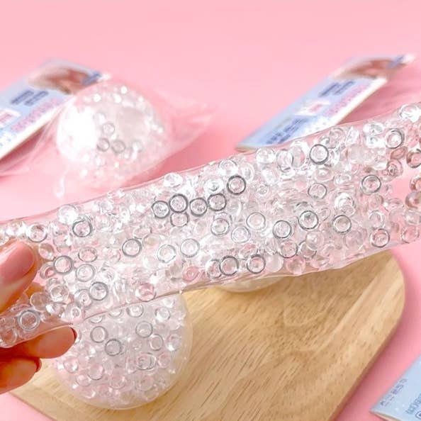 K-Wonderland - Wholesale Stress Relief Ball/Dough - SNOW SQUISH – Clear Jelly Bead Stress Ball5