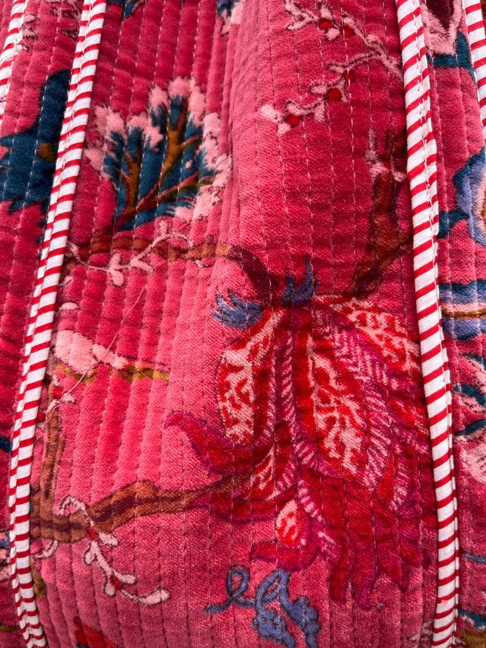 bhavnas boutique - Wholesale Tote bag – Women's - Antique Velvet Cotton Bag Quilted Floral Printed Women Bags2