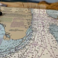 The Muddy Dog - Wholesale Serving Tray - Marblehead Forever! Serving Tray: Three Sizes8