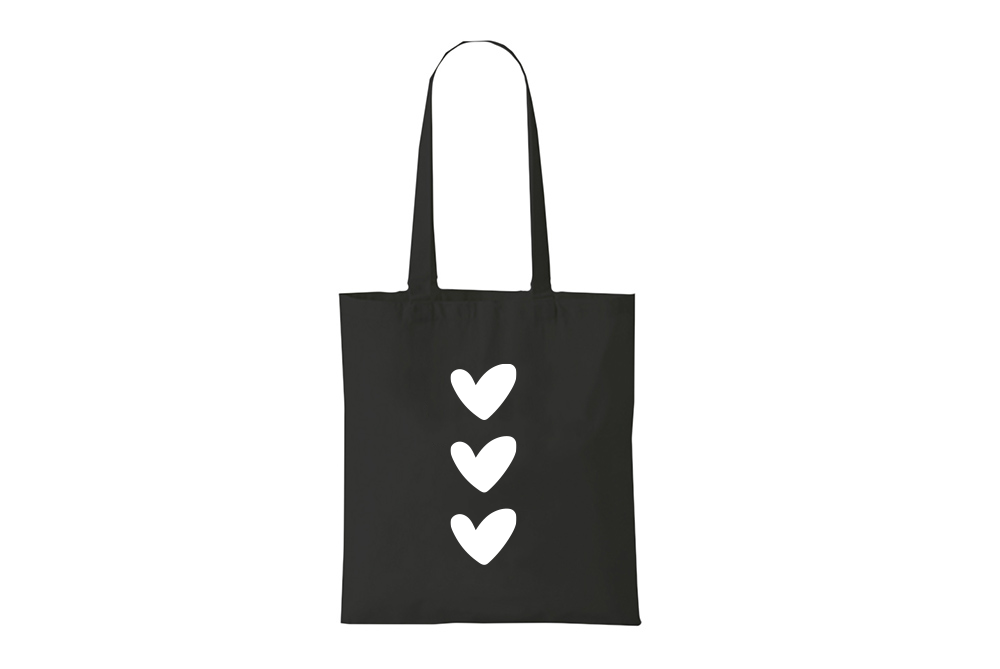 NynkeOntwerpt – wholesale Bärkasse - Dam – Bomullsväska med tre hjärtan | Alla hjärtans dag1
