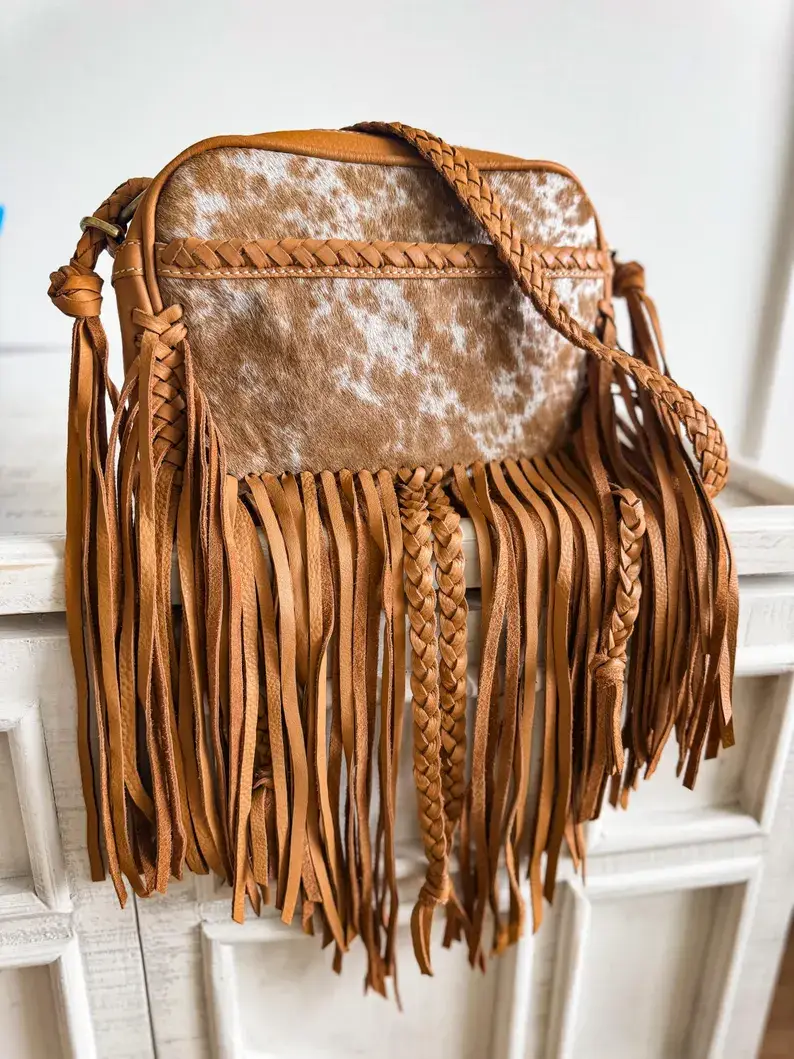 Boho Ranch Shop - Venta al por mayor Bandolera - Mujer - Monedero THE MEGAN CROSSBODY de piel de vacuno Western Tooled0