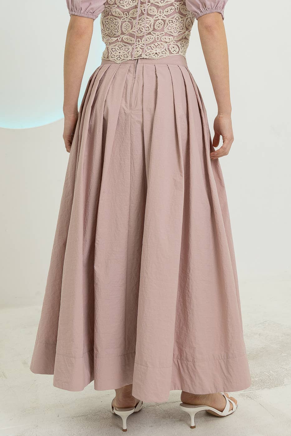 Heyson - Wholesale Skirt - Women's - JOS1020 Elegant Pleated Midi Skirt2