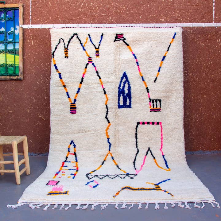 ABSTRACT COLORFUL DRAWING PATTERN WOOL BACK for wholesale by Daridecoo