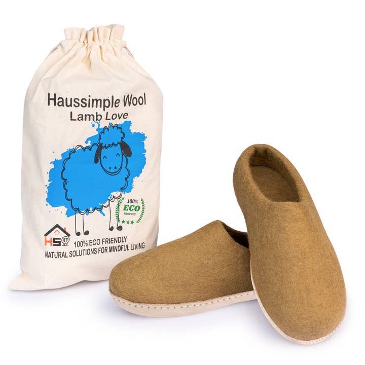 Cozy Unisex Indoor Wool Slippers for wholesale by HAUSSIMPLEWOOL