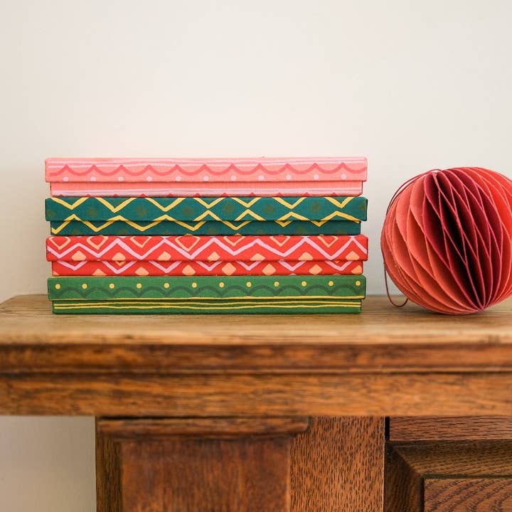East End Press - Wholesale Ornament Set - Pink Baubles Honeycomb Set