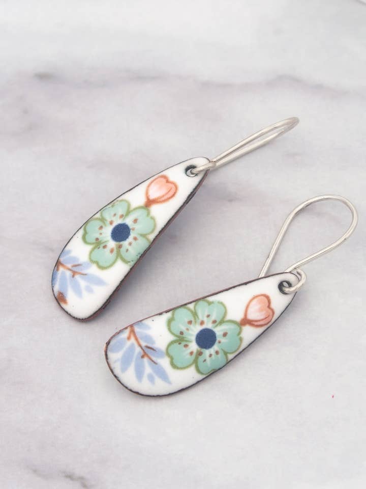 Vintage Revival Ohrringe für den Großhandel von Rising Jewelry