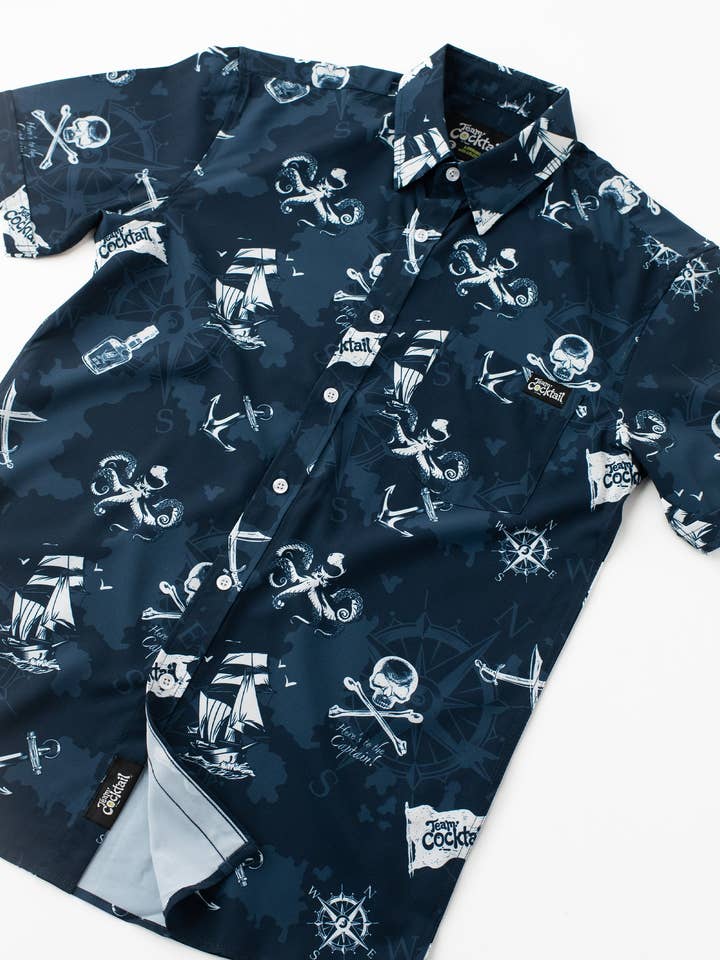 Team Cocktail - Wholesale Button Down Shirt - Men's - Pirate Flag Unisex Button Up4