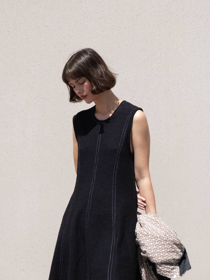 Abito Joni in lana cotta per la vendita all'ingrosso da parte di Oneiric