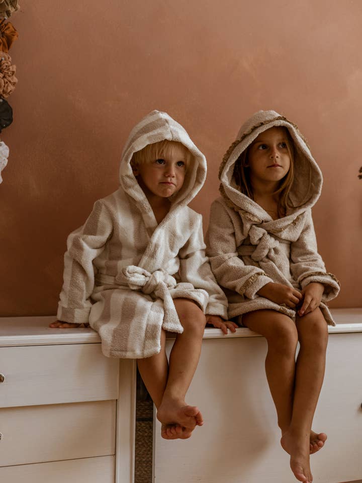 PETITE EvelinaApparel - Wholesale Robe – Kids - Kids cotton bath robe3