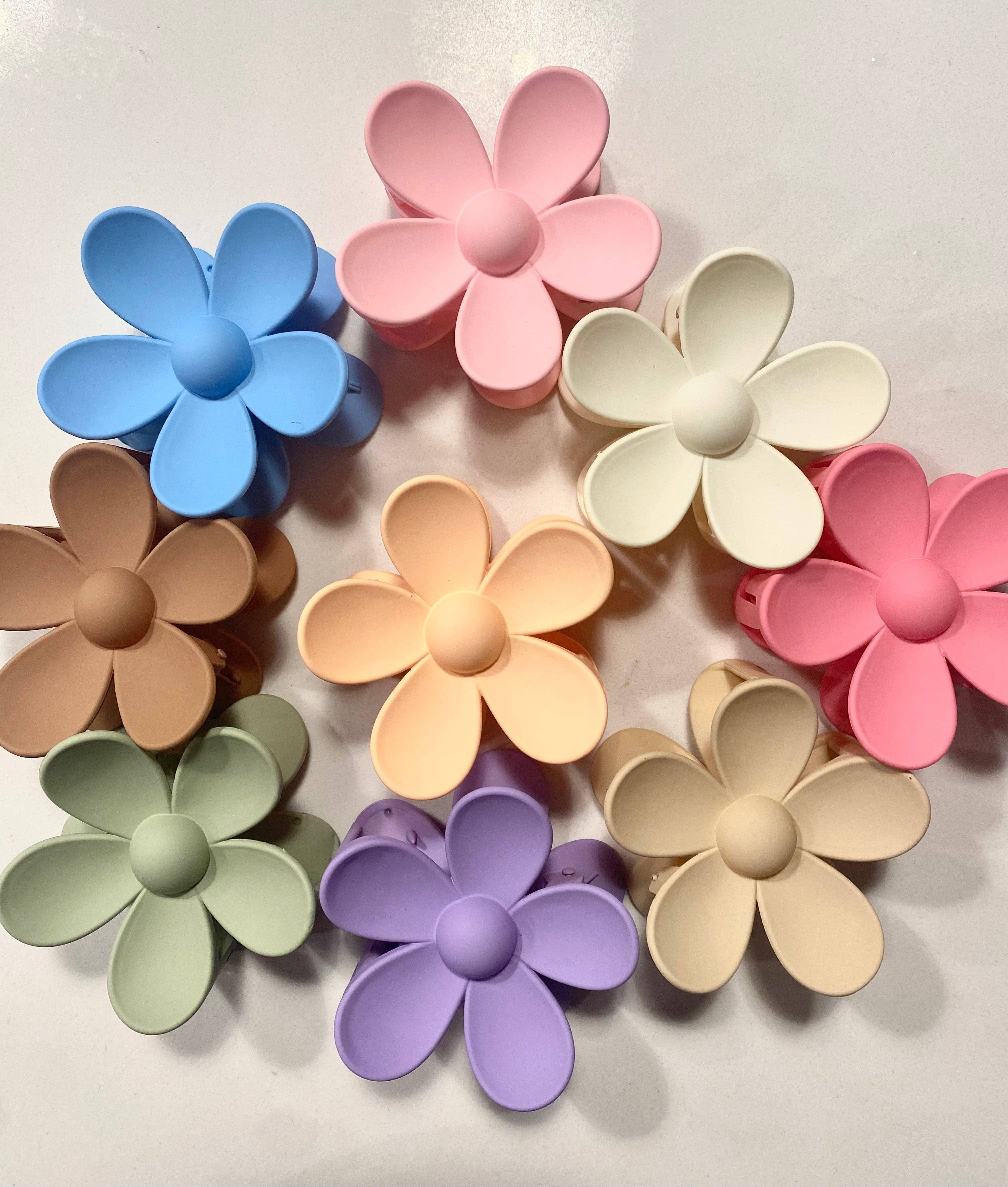 Gracie's Closet - Wholesale Hair Clip - Women's - Flower Claw Clips6