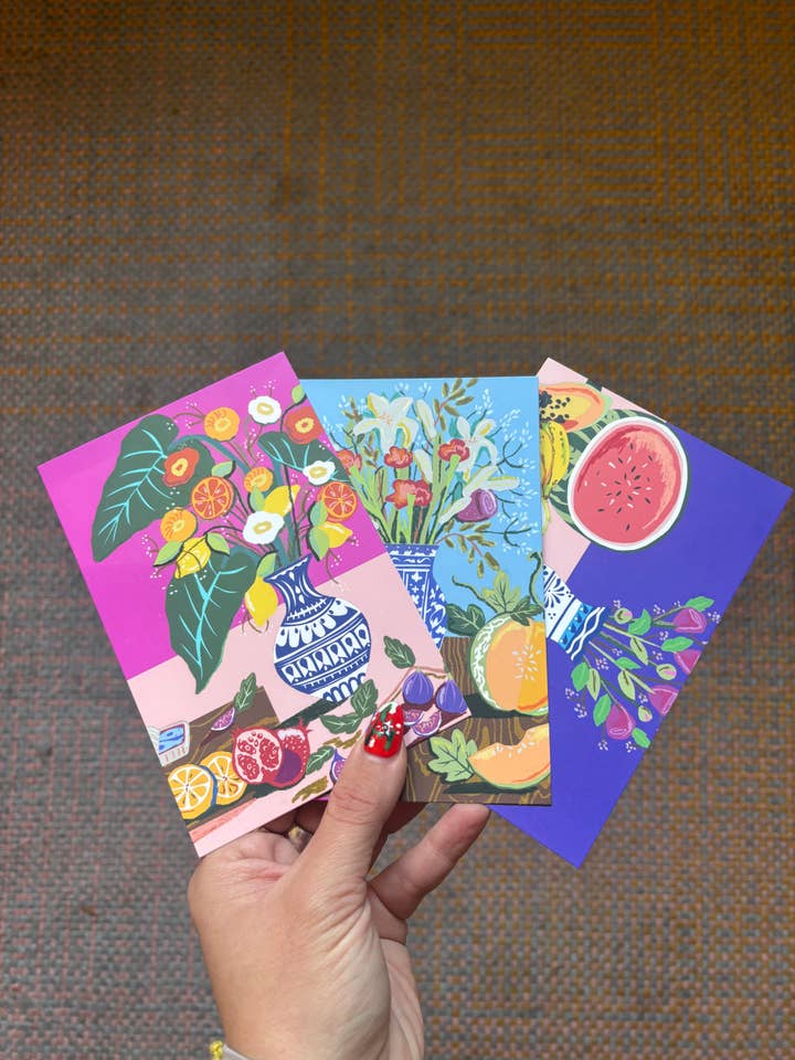 Cartes postales en collage et pastel à l'huile pour la vente par Genevieve La Valle