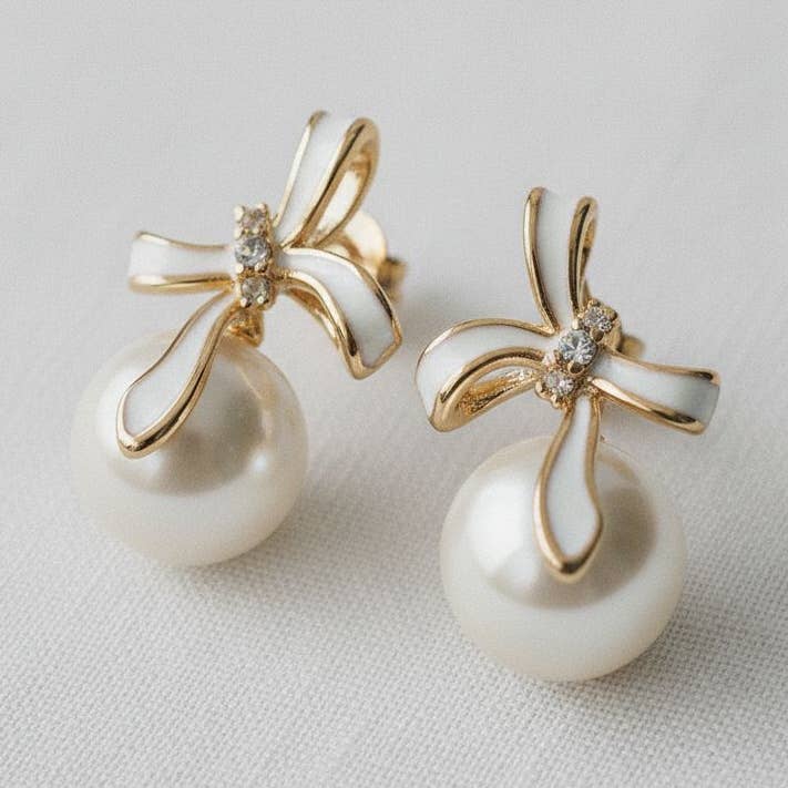 Pearl Bowknot Stud Earrings with French Elegance for wholesale by Ellemadera