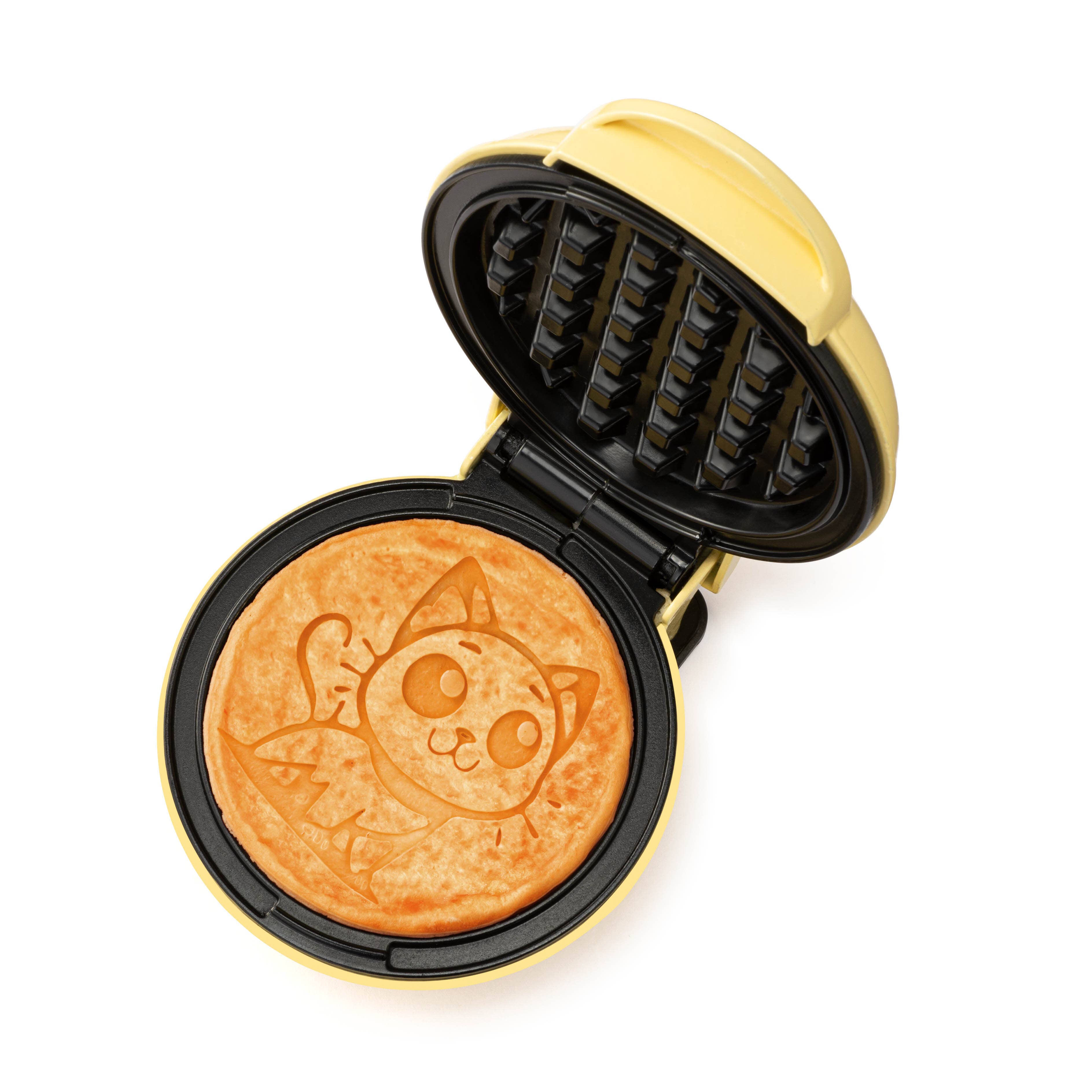 KITTY PERSONAL WAFFLE MAKER CAT MINI MAKER for wholesale by Holstein Housewares