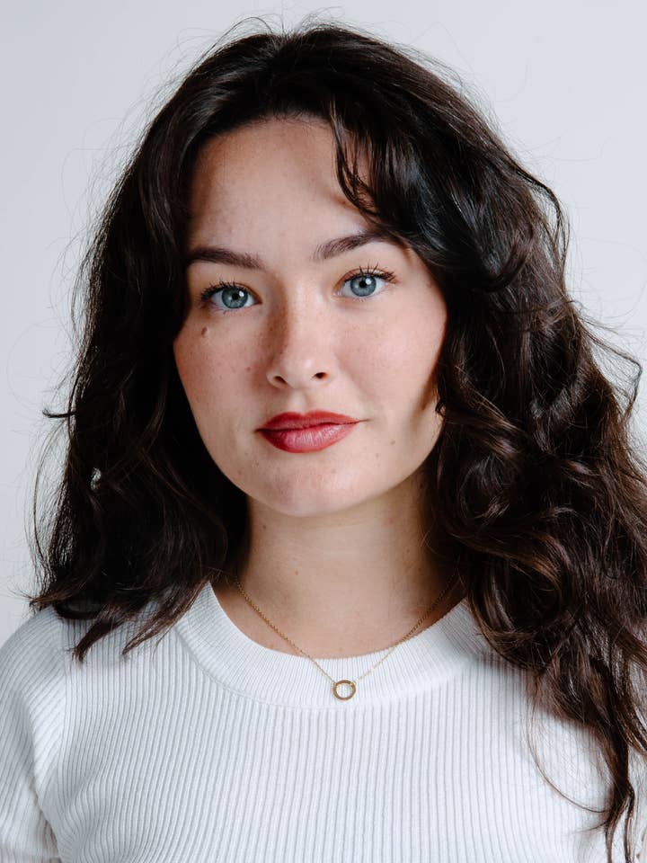 Mimi Mini Halskæde - Guld for engroshandel hos Vincent