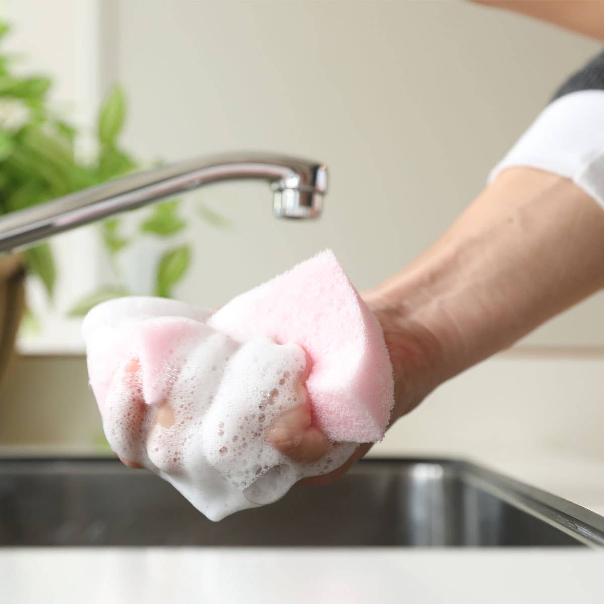 REALJAPANPROJECT - Wholesale Kitchen Tool/Gadget - SUNSUN Sponge –Eco-Friendly Japanese Kitchen Sponge (Single)2