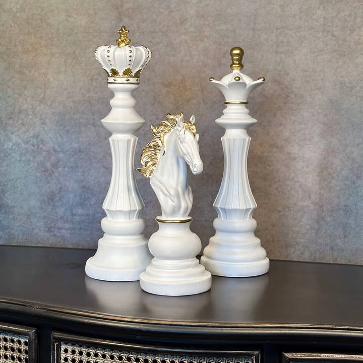 Bentley & Bo - Wholesale Decorative Tabletop Object - Large Queen Chess Piece