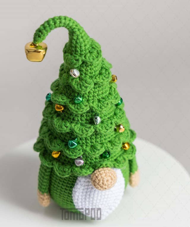 TOMOPOD LLC - Wholesale Christmas Decoration - Crochet Christmas Tree Gnome, Amigurumi Winter Holiday Gift2