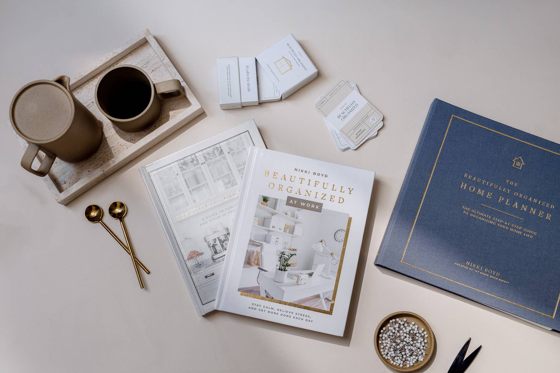 Paige Tate & Co. – wholesale Home & garden book – Beautifully Organized (White Coffee Table Books)10