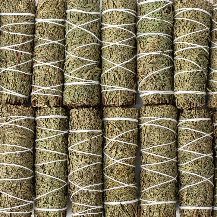 Sarimoire - Wholesale Sage Bundle - Cedar Herb Wands