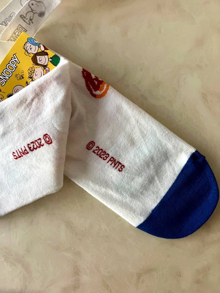 K-Wonderland - Wholesale Sokken - Dames - Peanuts Snoopy Charlie Bruine enkelsokken/ katoen, ultrazacht9