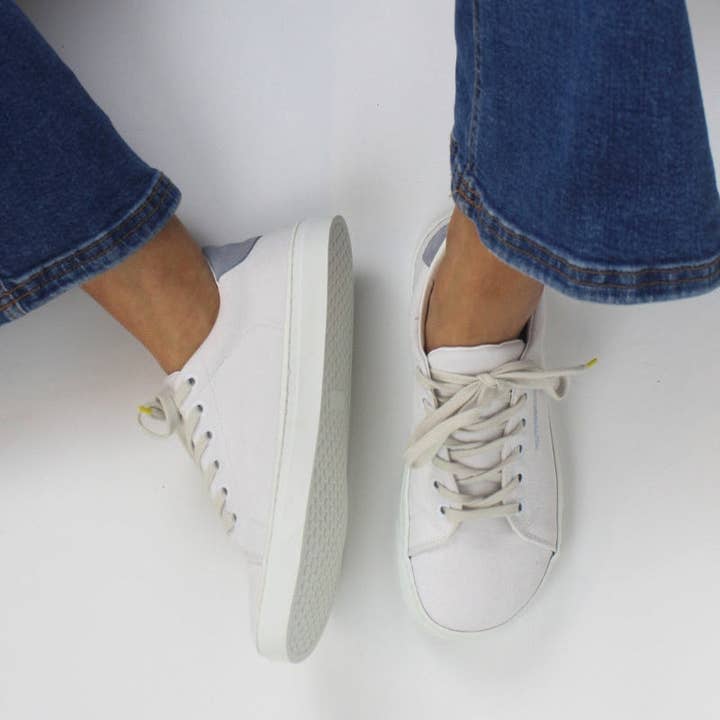 Sneaker - Barefoot MU-01 and other Purchase Wholesale muebles estilo nórdico. Free Returns & Net 60 Terms on Faire trending on Faire.