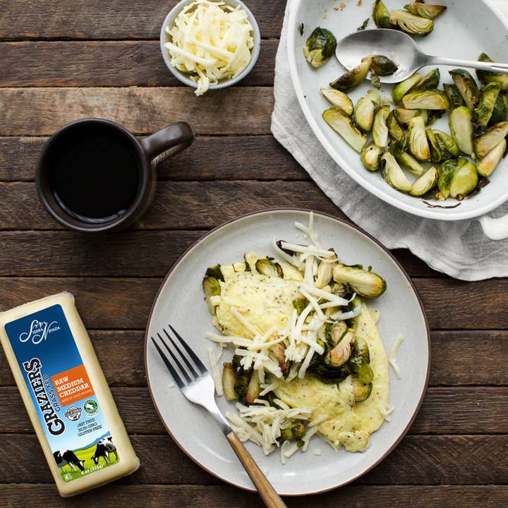 Sierra Nevada Cheese Company - Wholesale Cheese - Graziers Raw Medium Cheddar 12/ 8 Oz1