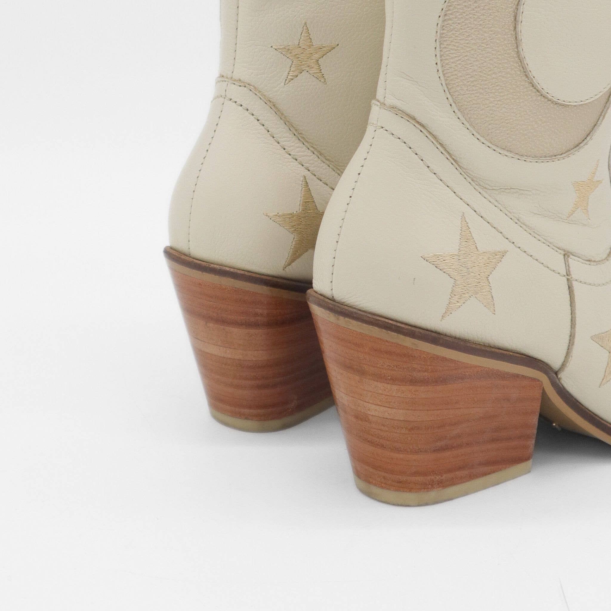 Moonlight Western Cowboy Women's Boots in ivory Leather for wholesale on Faire3