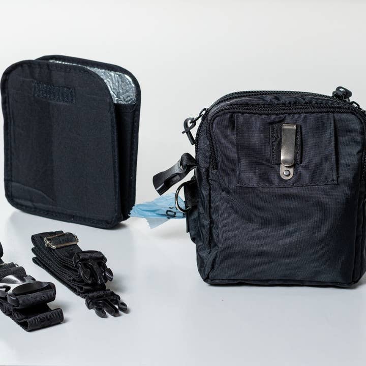 AkraCreations - Wholesale Pet Treat Bag - Dog - Crossbody Treat Bag – Insulated Dog Training Pouch10