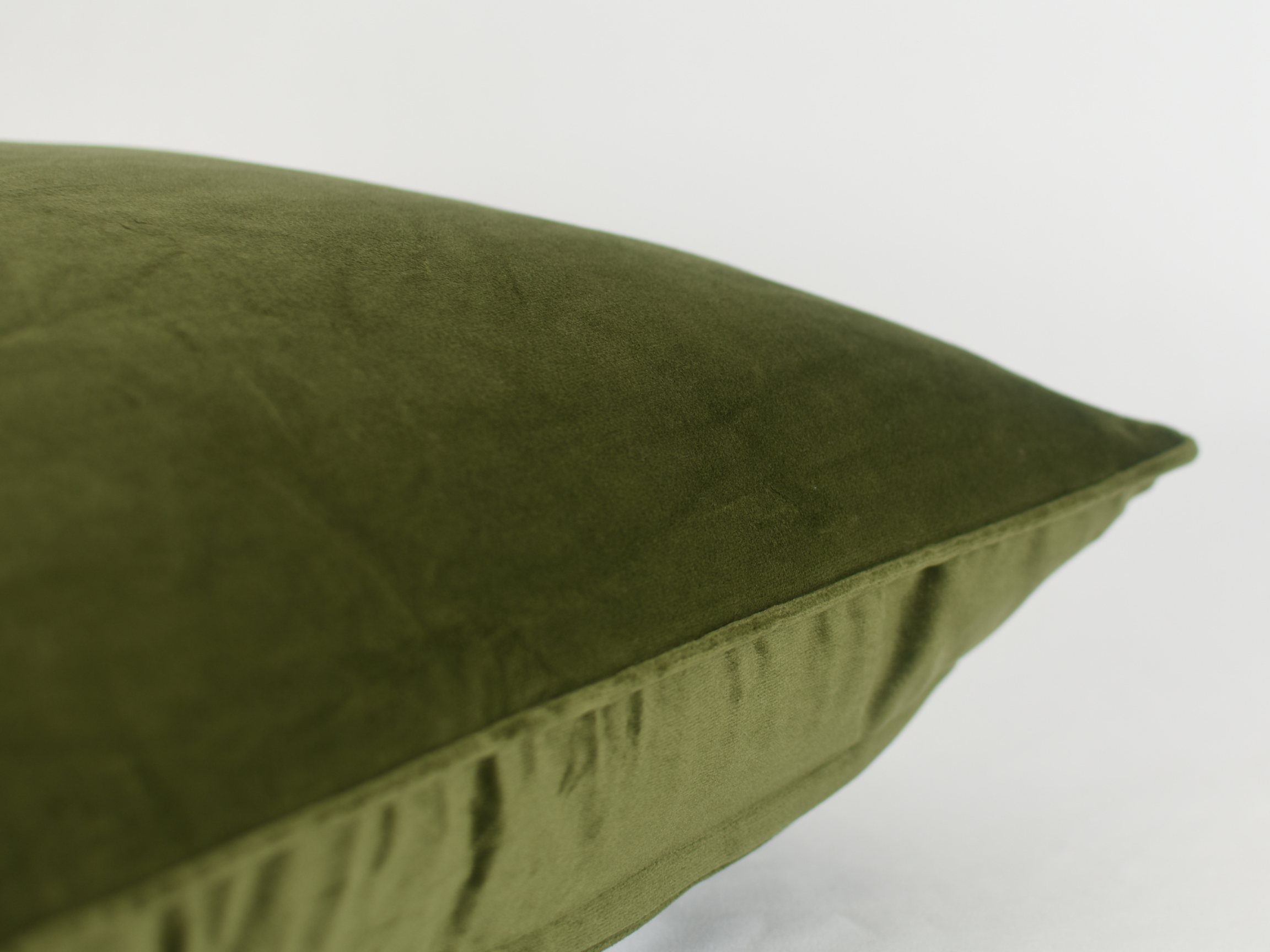 Xasmin Interiors LLC - Wholesale Throw Pillow Cover - Sidra Green Pillow - Solid Velvet Pillow with piping1