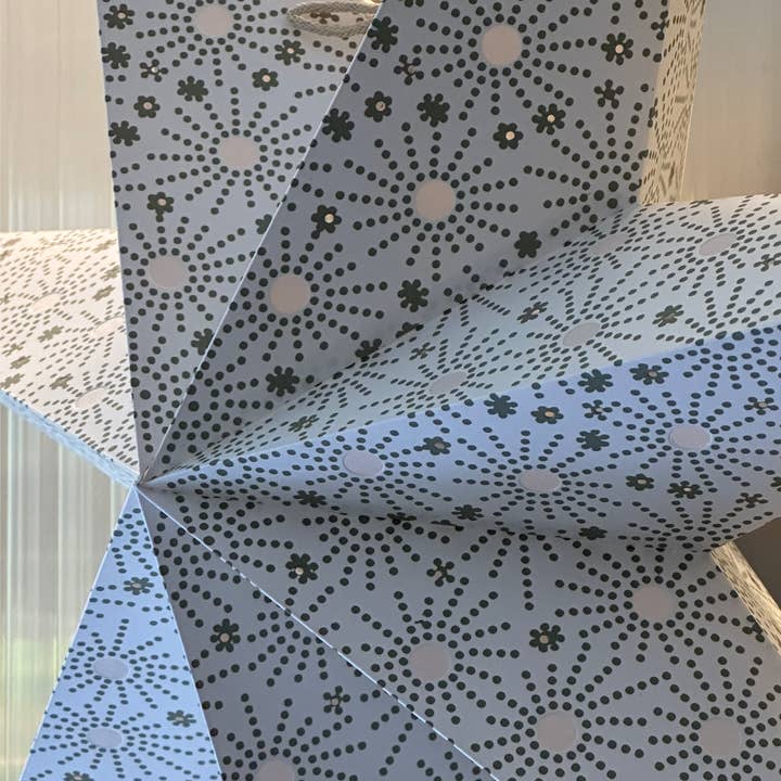 Artecnica - Wholesale Paper Lantern/Lamp - Cristal White Earth Friendly Star Lightz7