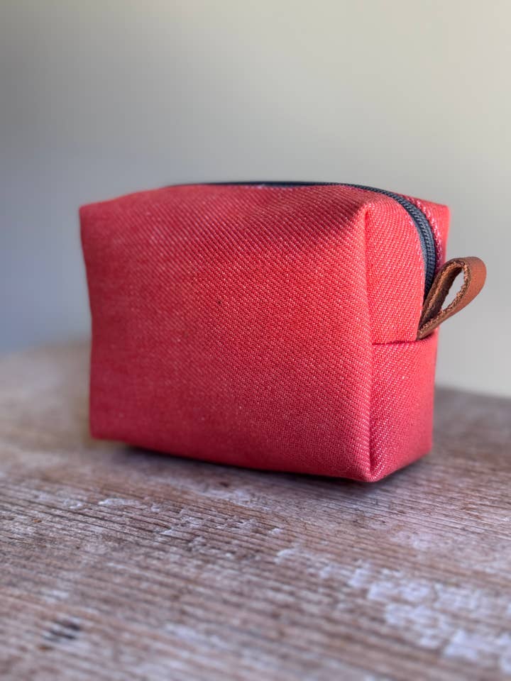 Mini Pochette Trucco con Zip per la vendita all'ingrosso da parte di Belle's Nest