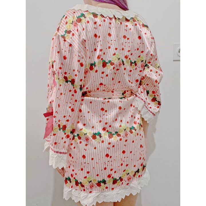 Cuconé – Großhandel Kimono – Damen – Romantischer rosa Kimono1