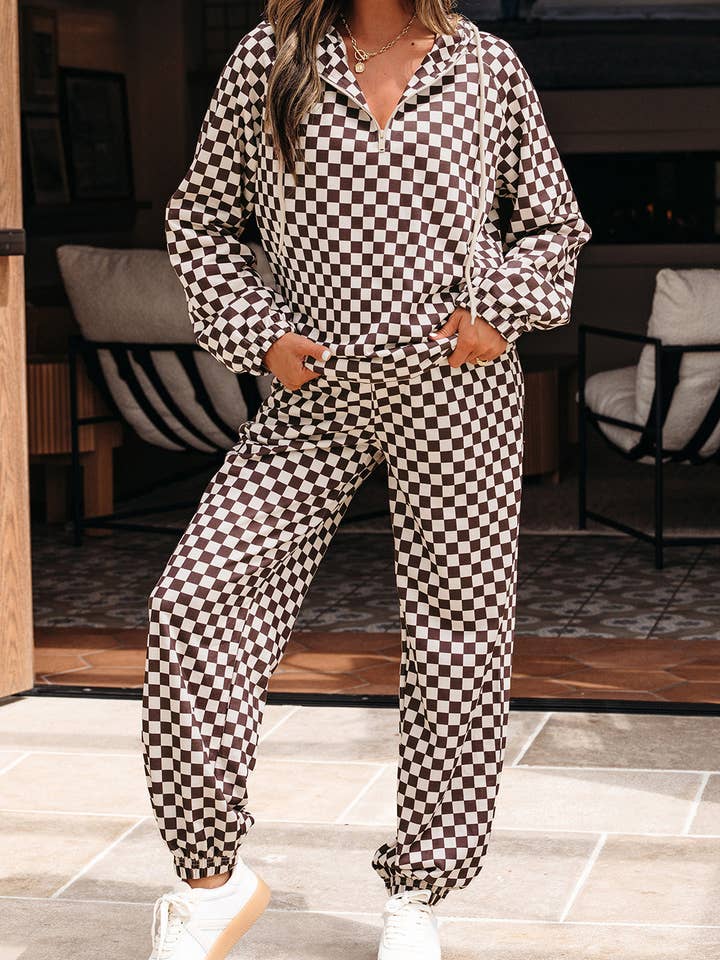 Set top e pantaloni a quadri per la vendita all'ingrosso da parte di PRETTY BASH