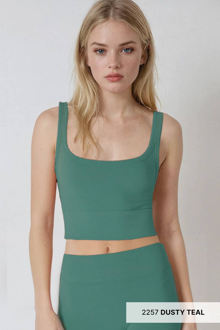 NIKIBIKI – Engroshandel Strikket top - Dame – NS7801 - Chevron Ribbet Afgrøde Top7