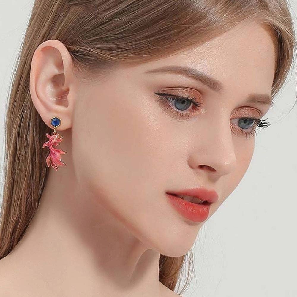 Verdivine – wholesale Dangle earrings – Koi Earrings4