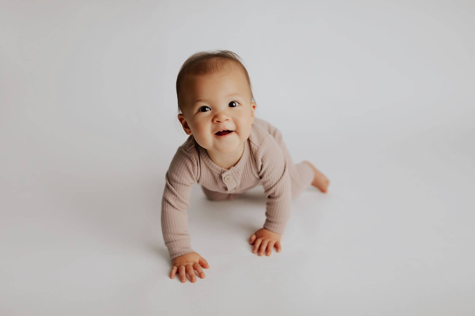 Three Little Tots - Wholesale Rompertje - Baby - Baby ribgebreide romper met zakken55