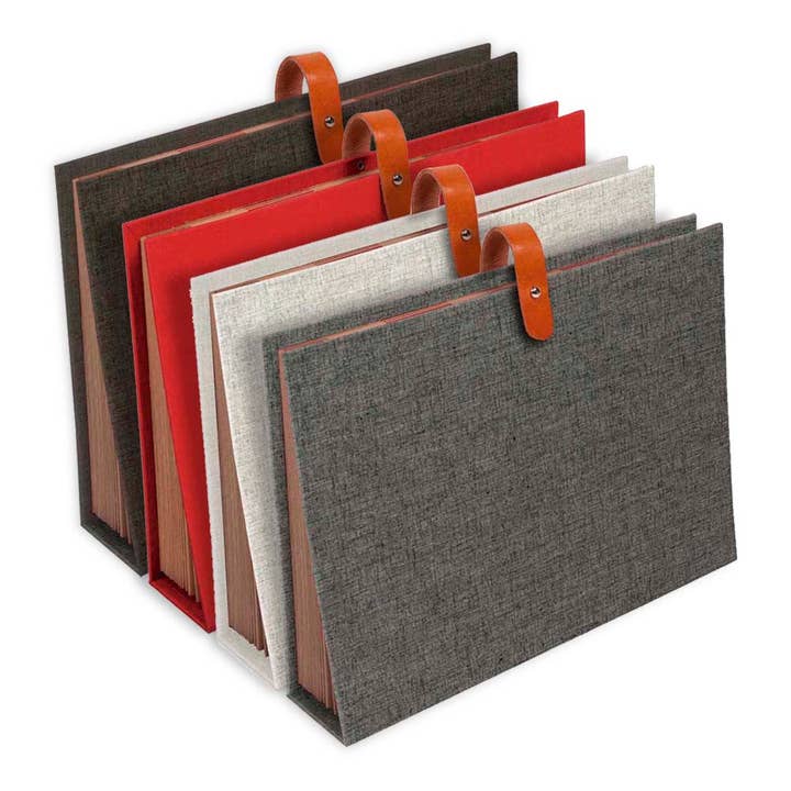 Grand accordéon de rangement avec fermeture en cuir pour la vente par Pepa Paper Design