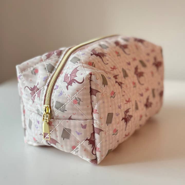 CrescentCatCo - Wholesale Makeup/Cosmetic Bag - Fantasy Reader Gingham Dragon Quilted Makeup Pouch5