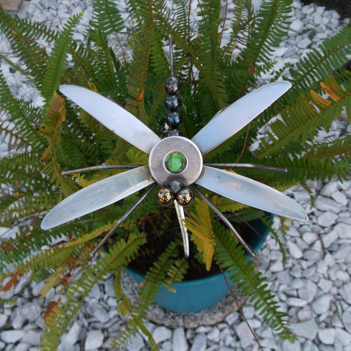 Creations Welded - Wholesale Sculpture - Green Dragonfly Metal Sculpture Magnet, Garden Stake3