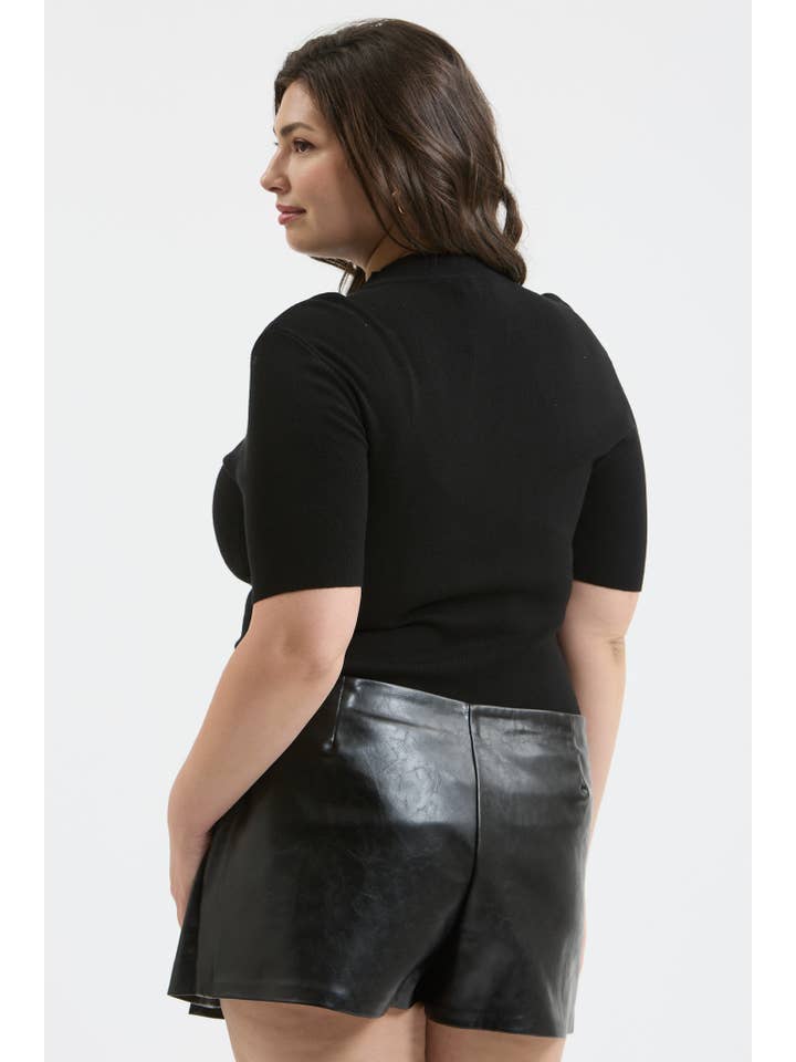 The Workshop Studio - Wholesale Knit Top - Women's - PLUS SHORT SLEEVE MOCK NECK SWEATER KNIT TOP